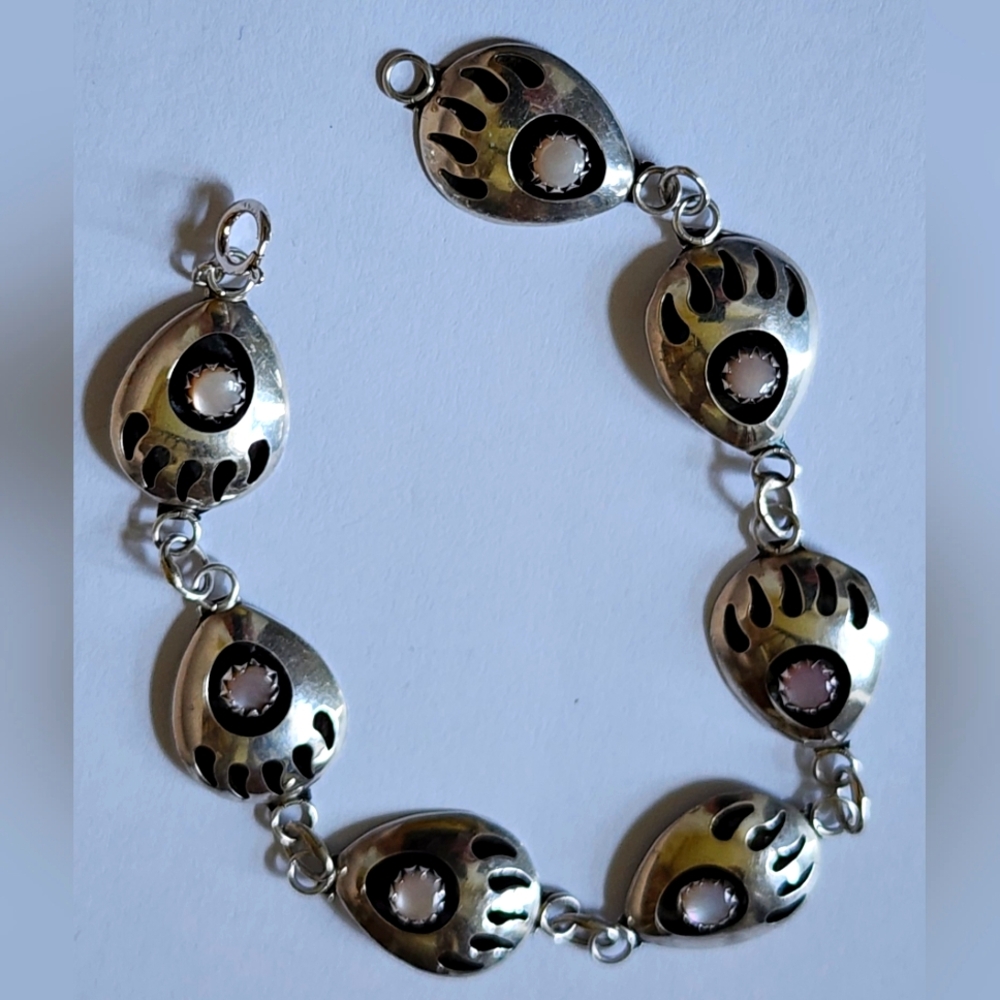 Sterling Silver Teardrop Bracelet with Pink Stone